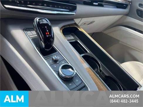 Used 2022 Cadillac Escalade Sport Platinum w/ LPO, ONYX Package image 41