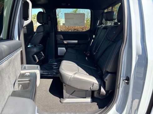 New 2026 Ford F350 4x4 Crew Cab Super Duty image 31