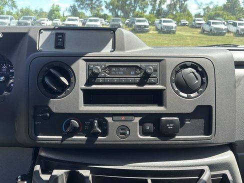 New 2027 Ford E-350 and Econoline 350 Super Duty w/ Power Equipment Group RWD image 19
