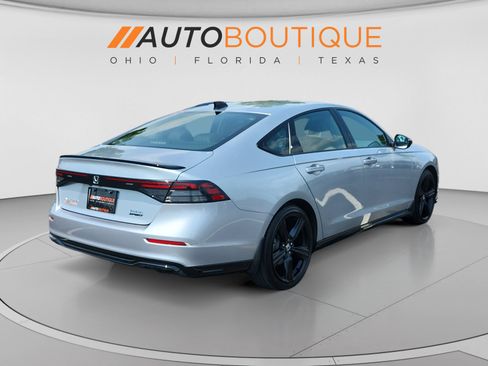 Used 2025 Honda Accord Sport image 5