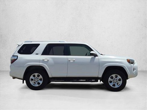 Used 2015 Toyota 4Runner SR5 RWD image 4