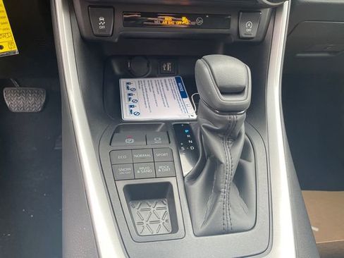 New 2025 Toyota RAV4 LE image 30