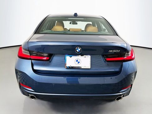 Used 2025 BMW 330i Sedan w/ Premium Package RWD image 6
