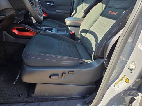 Used 2025 Nissan Frontier Pro-X RWD image 10