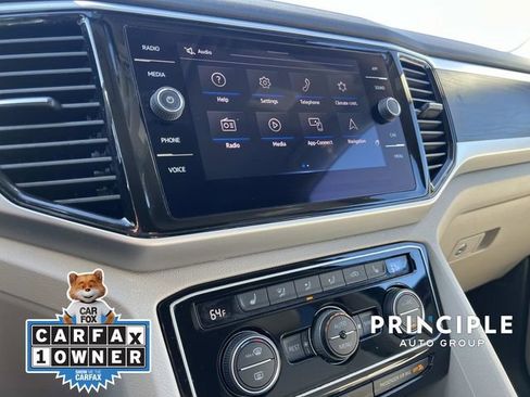 Used 2022 Volkswagen Atlas SE w/ Black Wheel Package image 23