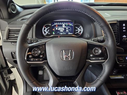 Used 2023 Honda Passport Elite image 10