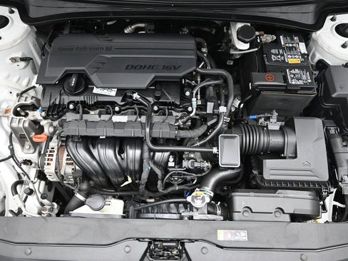 Certified 2021 Hyundai Elantra SEL FWD image 27