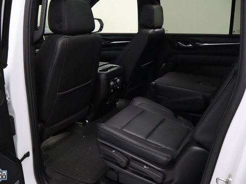Used 2024 GMC Yukon XL Denali image 24