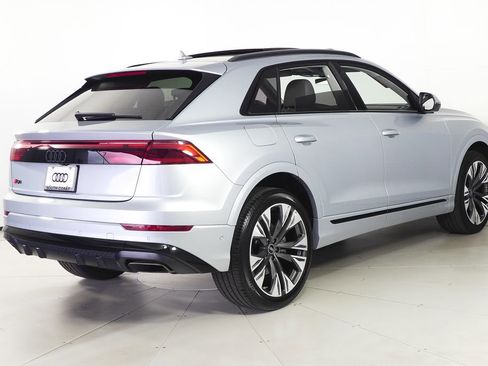 Used 2024 Audi Q8 Premium Plus w/ Premium Plus Package AWD/4WD image 7