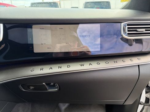 Used 2024 Jeep Grand Wagoneer Series II w/ Quick Order Packagew 28T image 43