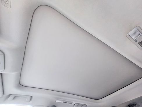 Used 2021 Toyota Highlander Platinum FWD image 36