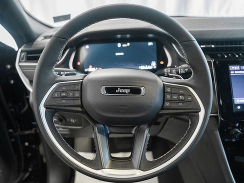 New 2026 Jeep Grand Cherokee L Laredo AWD/4WD image 30