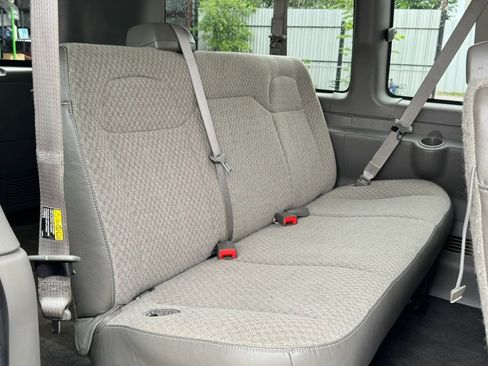 Used 2015 Chevrolet Express 2500 LS image 30