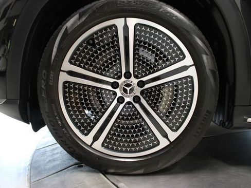 Used 2023 Mercedes-Benz EQS 450+ 4MATIC SUV image 31