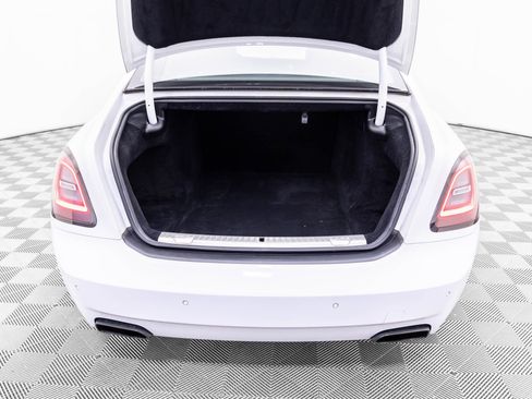 Used 2022 Rolls-Royce Ghost Black Badge image 36