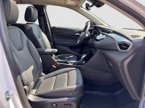 Used 2022 Buick Encore GX Essence w/ Advanced Technology Package image 20