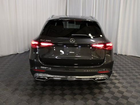 New 2025 Mercedes-Benz GLC 300 4MATIC image 5
