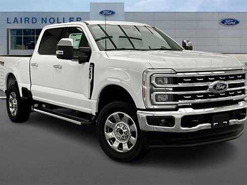 New 2026 Ford F350 Lariat w/ Chrome Package image 2