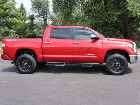 Used 2018 Toyota Tundra Limited w/ Limited Premium Package AWD/4WD image 3