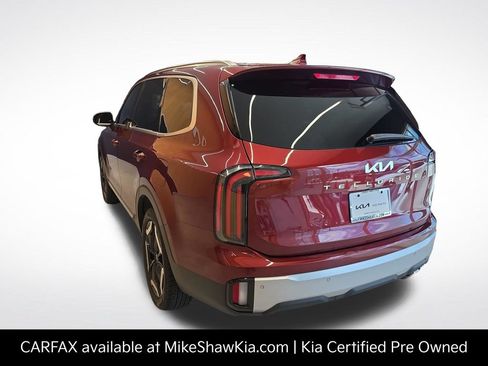 Certified 2023 Kia Telluride EX w/ EX Captain's Chair Package FWD image 4