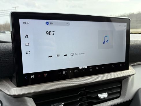 New 2026 Ford Explorer Active w/ Active Comfort Package image 54