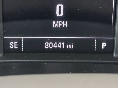 Used 2021 Chevrolet Malibu LS image 30