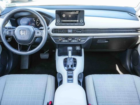 Used 2025 Honda HR-V LX image 14
