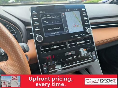 Used 2022 Toyota Avalon Limited w/ Advanced Safety Package FWD image 20