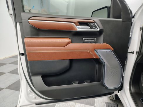 Used 2024 GMC Sierra 1500 Denali Ultimate image 29