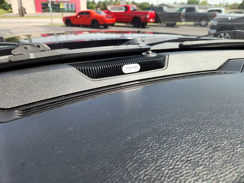 Used 2013 RAM 1500 R/T w/ Convenience Group RWD image 21