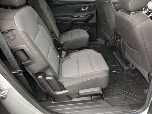 Used 2021 Chevrolet Traverse LT w/ LPO, Floor Liner Package image 26