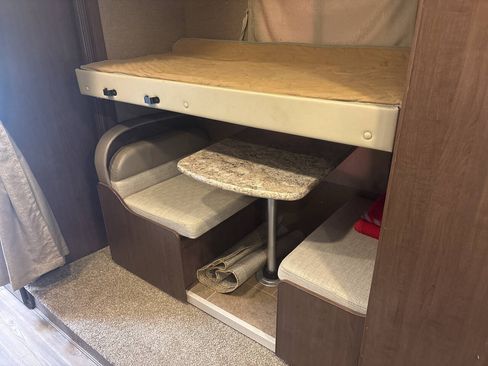 Used 2018 Ford E-450 and Econoline 450 Super Duty w/ Motorhome Prep Package RWD image 37