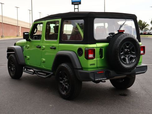 Used 2025 Jeep Wrangler Unlimited Sport AWD/4WD image 7