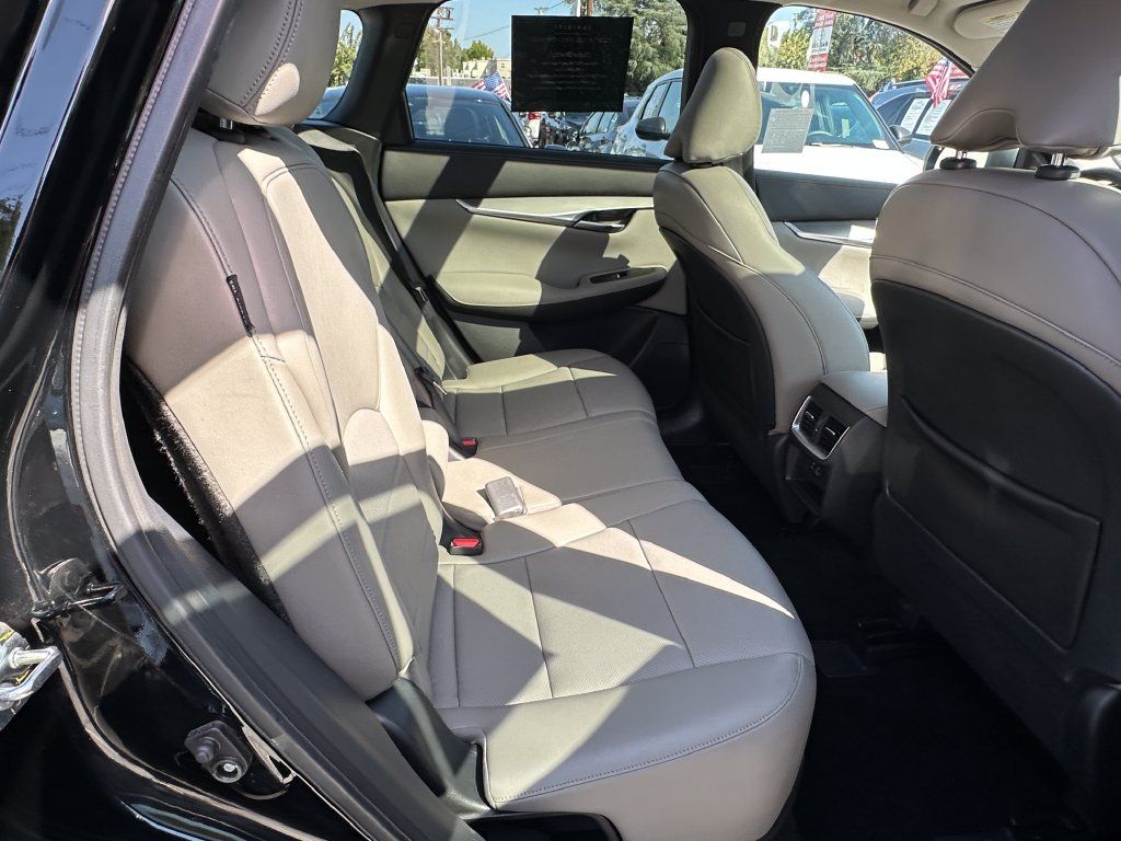 Used 2023 INFINITI QX50 Luxe FWD image 20
