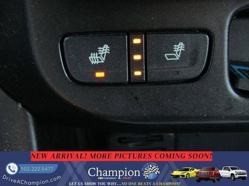 Used 2022 Chevrolet Colorado ZR2 w/ ZR2 Midnight Special Edition AWD/4WD image 17