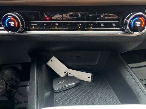 Used 2025 Chevrolet Equinox ACTIV w/ LPO, Floor Liner Package image 28