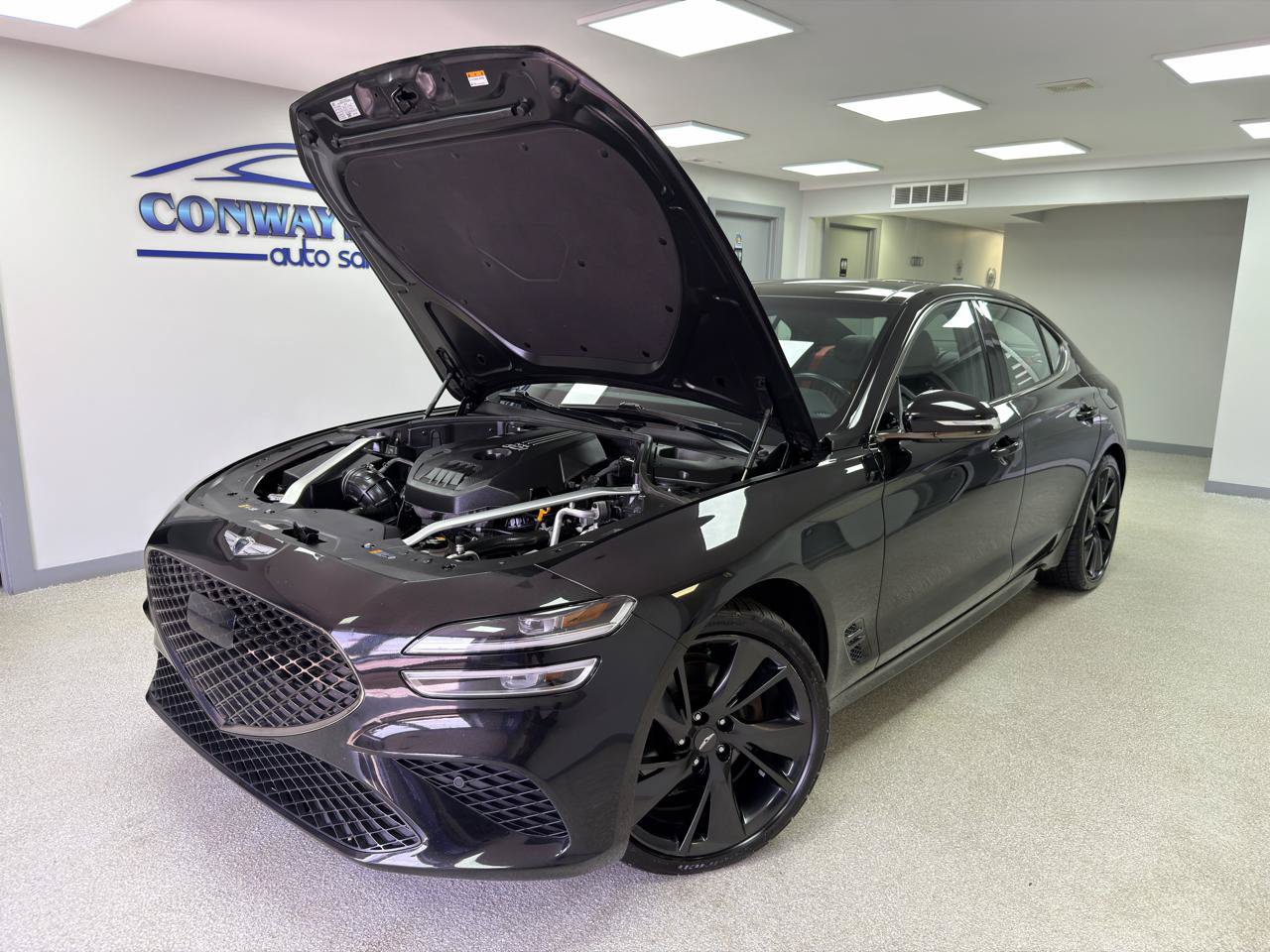 Used 2023 Genesis G70 2.0T w/ Sport Prestige Package AWD/4WD image 33