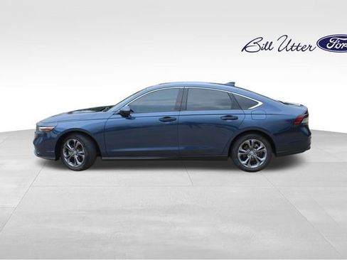 Used 2023 Honda Accord EX image 8