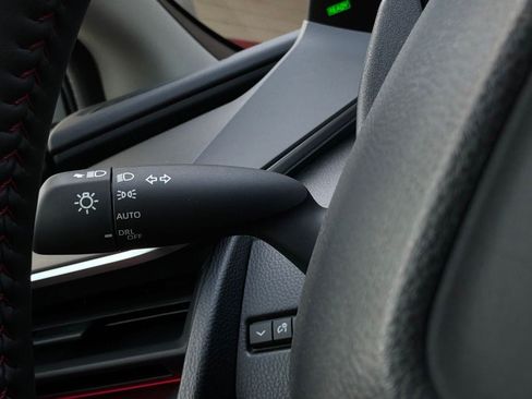 New 2026 Toyota Prius Plug-In Hybrid FWD image 34