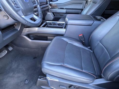 Used 2023 Ford F250 Lariat w/ Chrome Package image 7