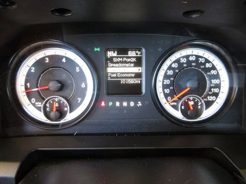 Used 2015 RAM 2500 Tradesman w/ Chrome Appearance Group image 17