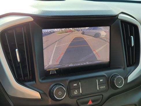 Used 2019 GMC Terrain SLT w/ Preferred Package image 26