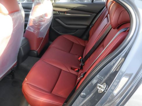 New 2026 MAZDA MAZDA3 Carbon image 33