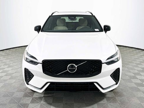 New 2026 Volvo XC60 B5 Core image 2
