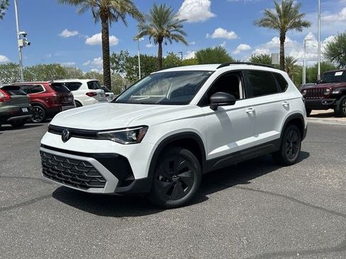 Used 2025 Volkswagen Taos S FWD image 21