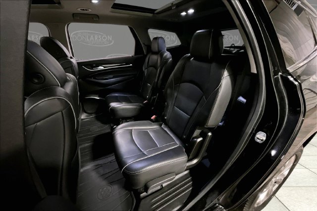 Used 2020 Buick Enclave Avenir w/ Avenir Technology Package AWD/4WD image 16