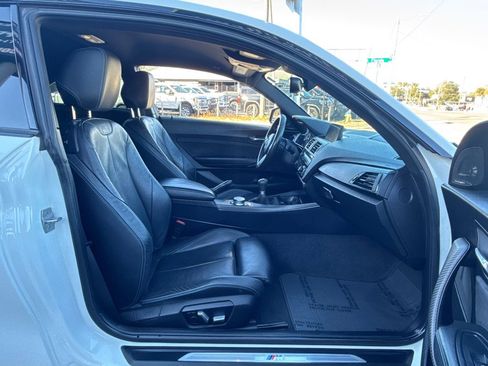 Used 2017 BMW M2 image 21