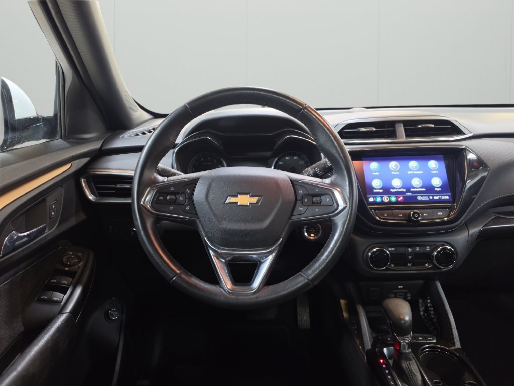 Used 2023 Chevrolet TrailBlazer ACTIV w/ Sun and Liftgate Package AWD/4WD image 16