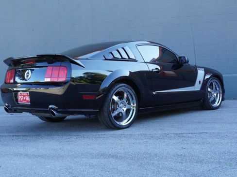 Used 2007 Ford Mustang GT image 12