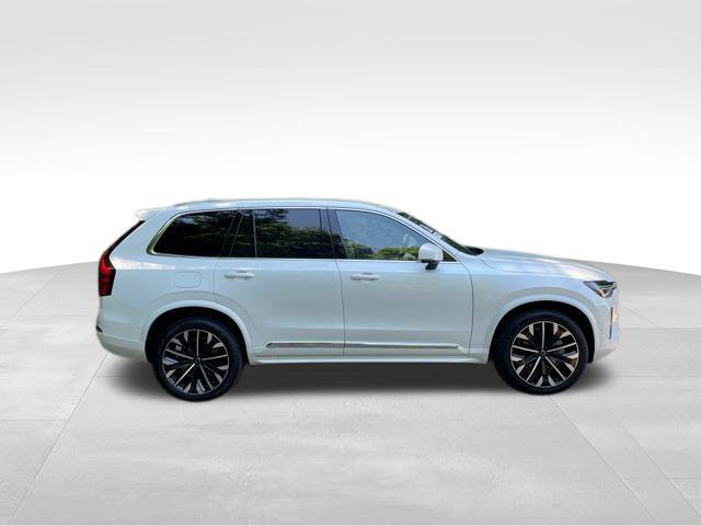 Certified 2026 Volvo XC90 B6 Ultra AWD/4WD image 9